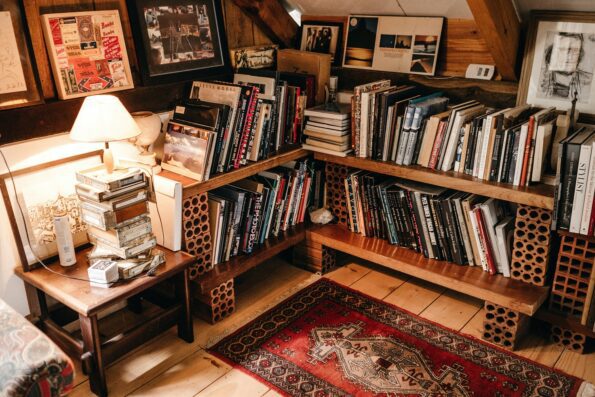 10 Home Library Decor Ideas To Help You Build One At Your Home