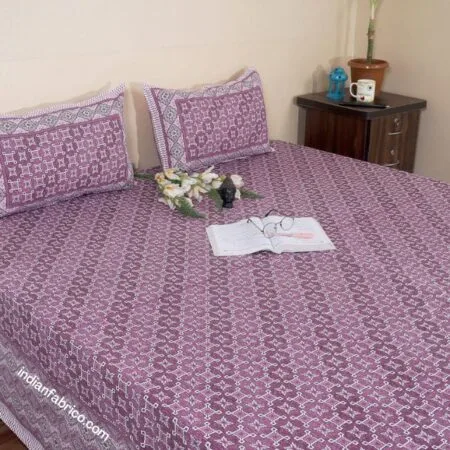 Purple Base Geometric Print Pure Cotton King Size Bedsheet with Two Pillow Covers (108×108)