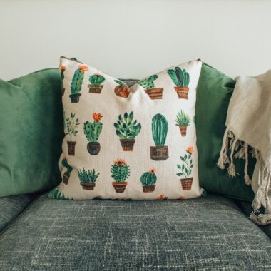 Tips For Decorating With Cushions