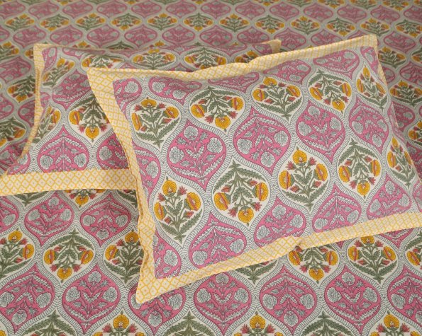 Beautiful Pink Floral Jaal Print Pure Cotton Double Bedsheet