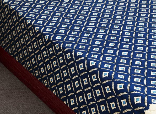 Beautiful Royal Blue Floral Jaal Print King Size Bedsheet Sideview