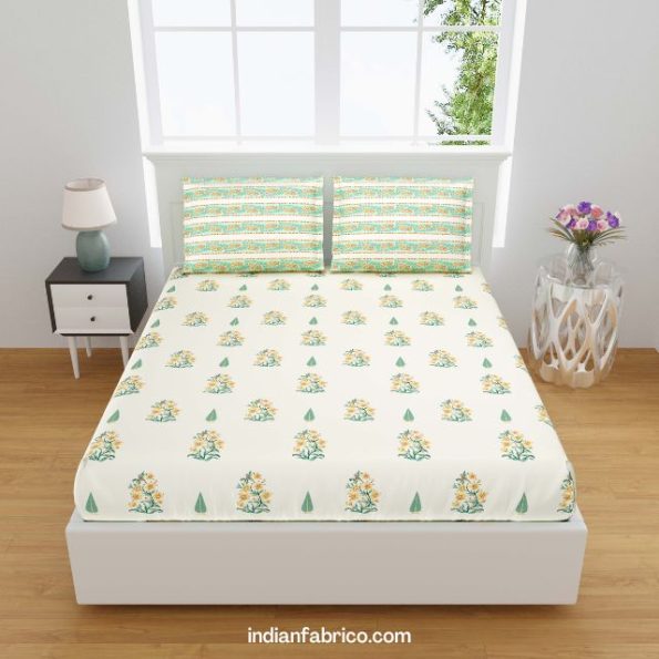 Green Boota Red Floral Print Pure Cotton King Size Bedsheets