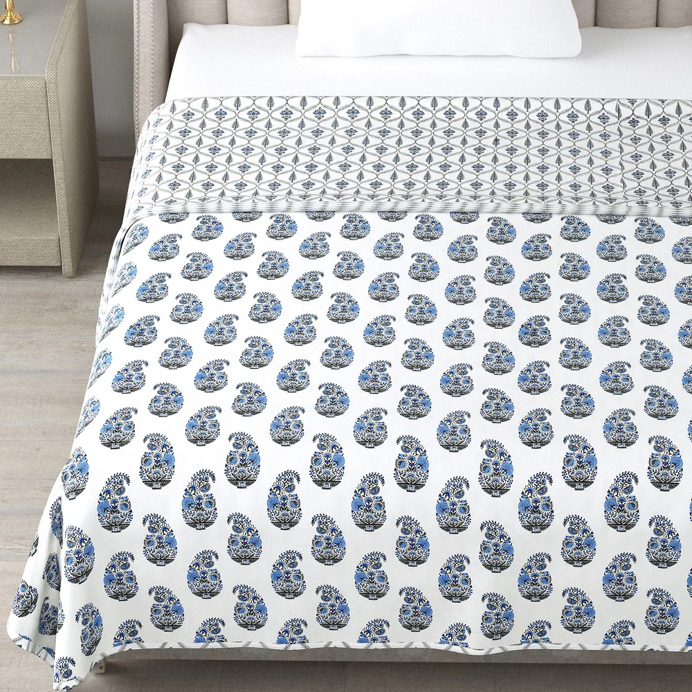 White Base Blue Seashell Pure Cotton Reversible Single Bed Dohars