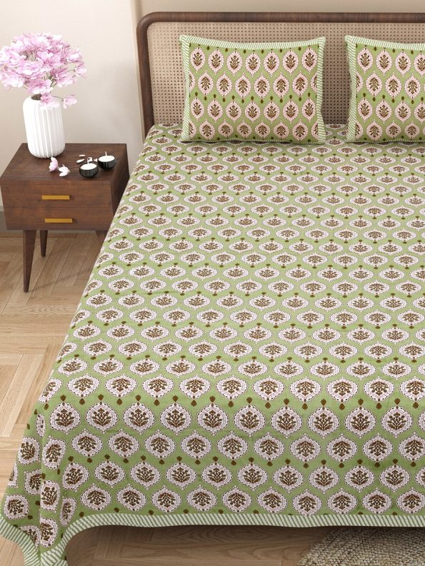 Green Base Block Boota Pattern Double Bedsheet